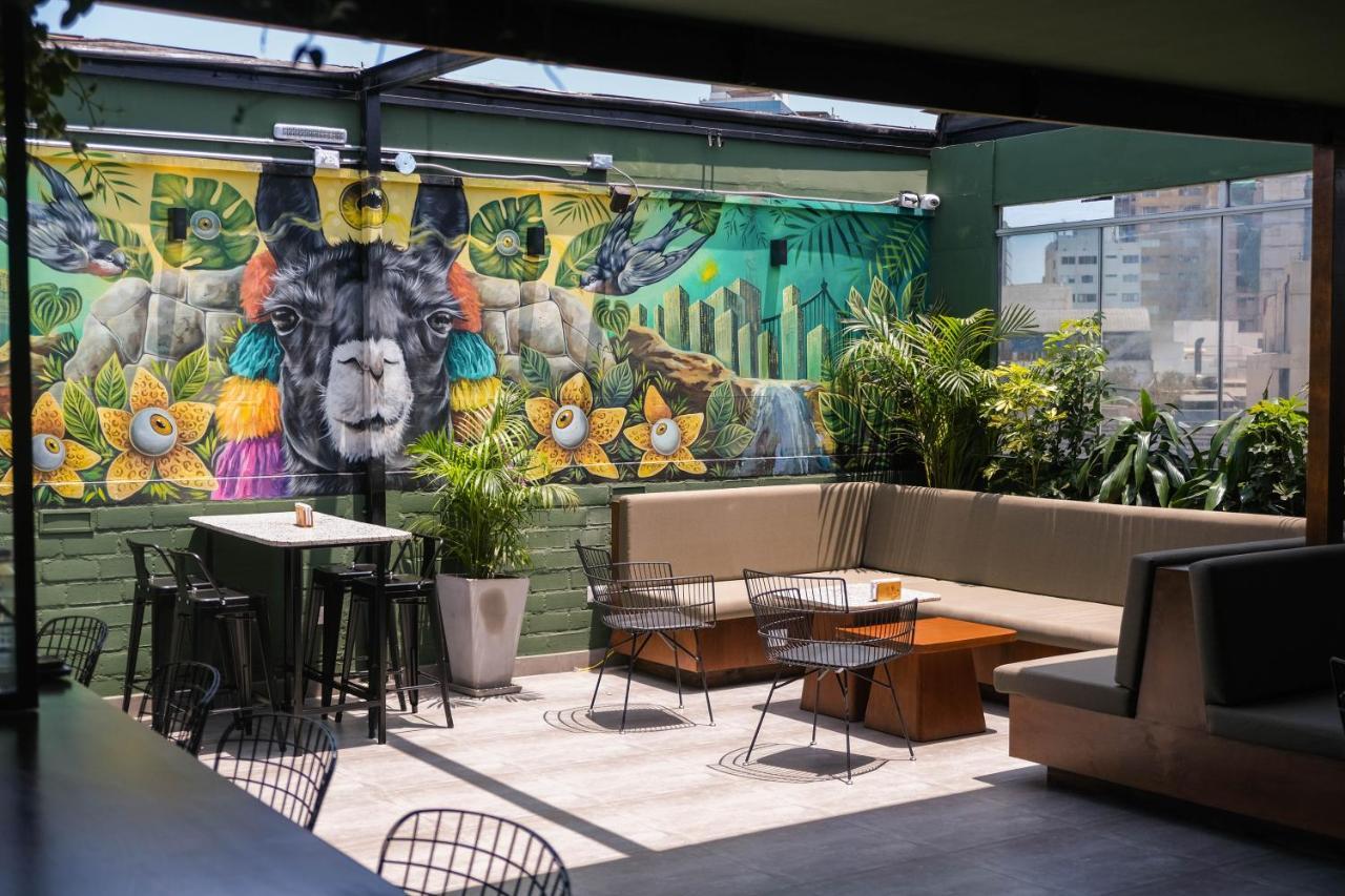 Black Llama Hostel Miraflores Lima Bagian luar foto