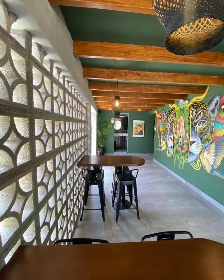 Black Llama Hostel Miraflores Lima Bagian luar foto